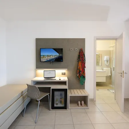 Graziella Hotel *